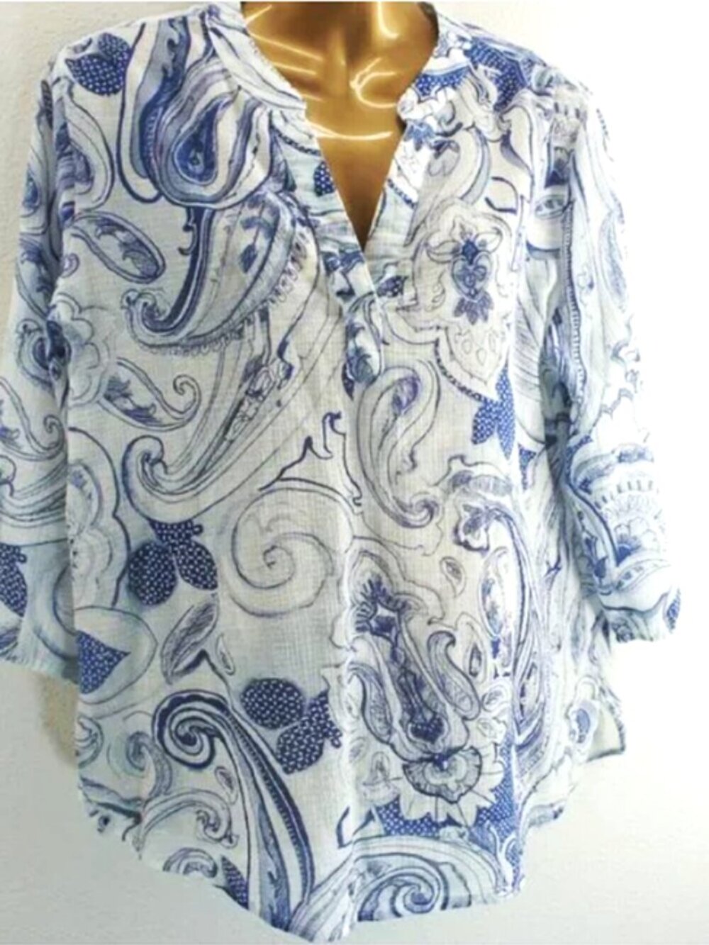 Chico's Blue White Paisley Print Gauze Blouse size 1